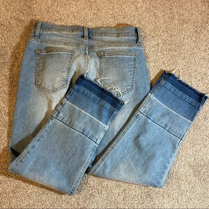 NWOT Cello High Waisted Light Wash Crop Raw Edge Ombré Hem 3